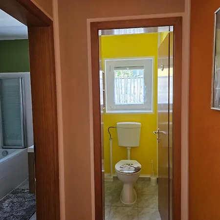 Haus Ludwigsfelder Appartement Roslau